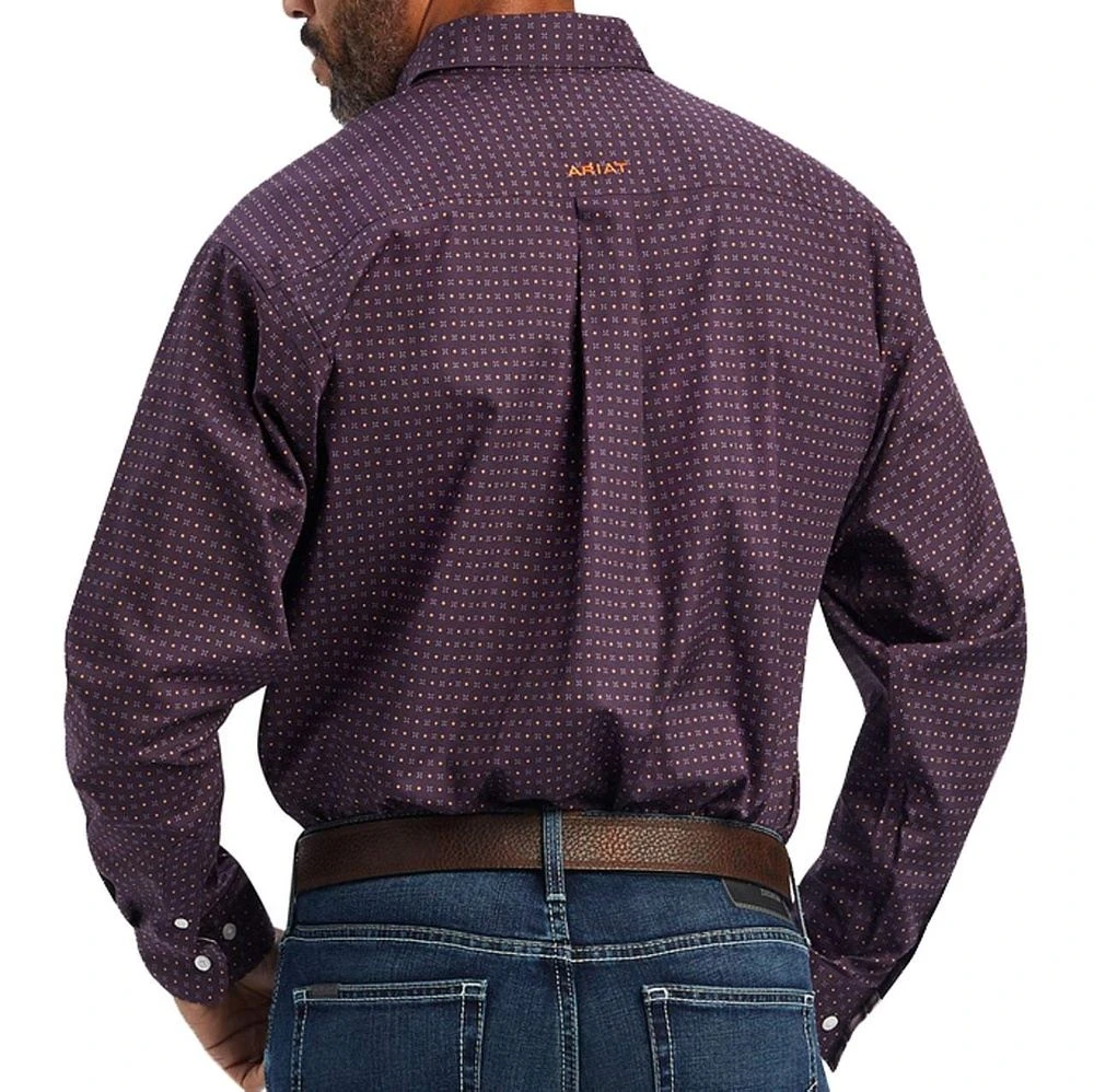 Ariat Men's Wrinkle Free Dylen Fitted Shirt - Image 3