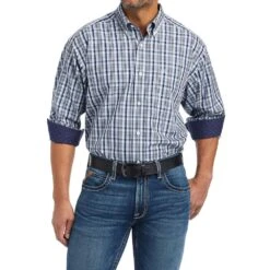 Ariat Men's Wrinkle Free Igor Classic Fit Shirt